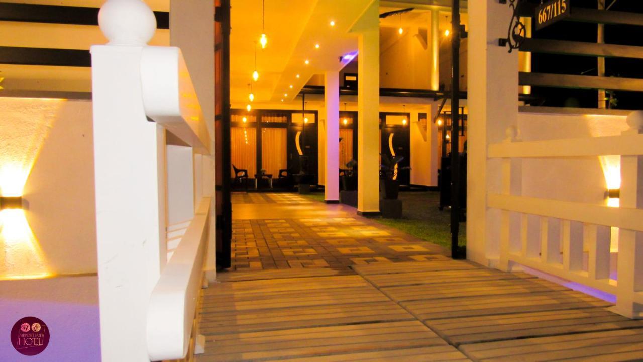 Airport Faith Hotel Katunayaka Exteriör bild